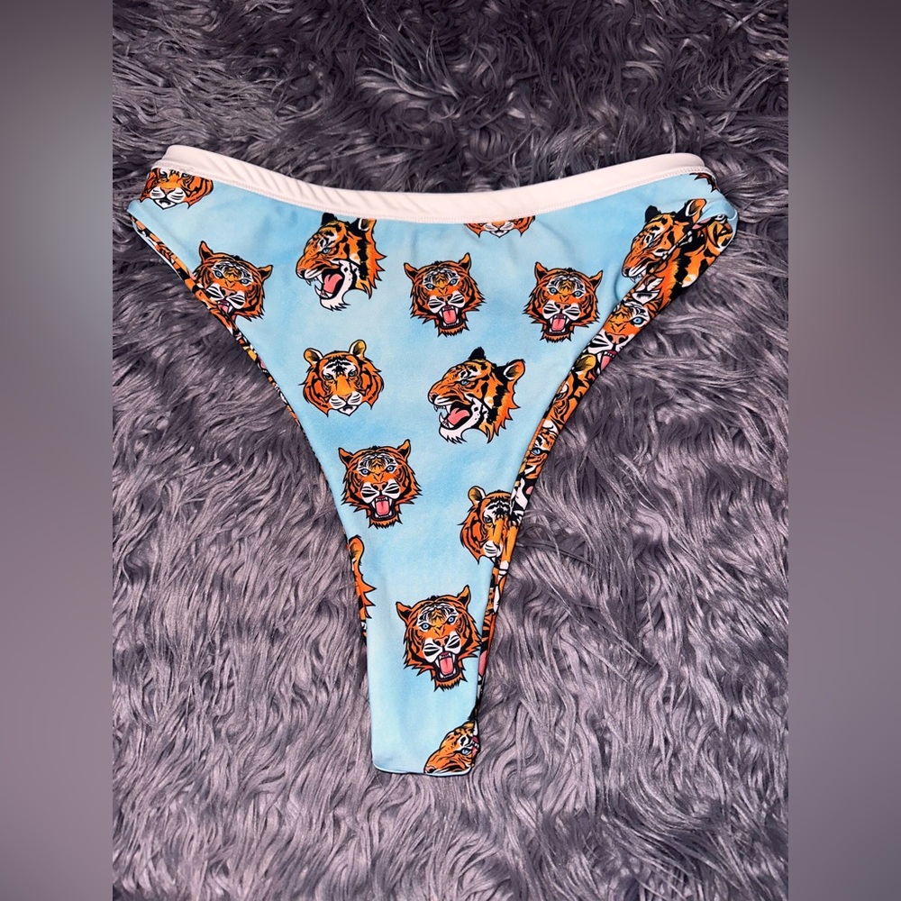 Moana Bikini Tiger Tantrum Bottoms-Large
